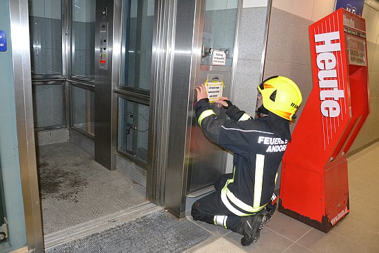 2017-01-24-ff-andorf-liftbefreiung-bahnhof-DSC 0004-web