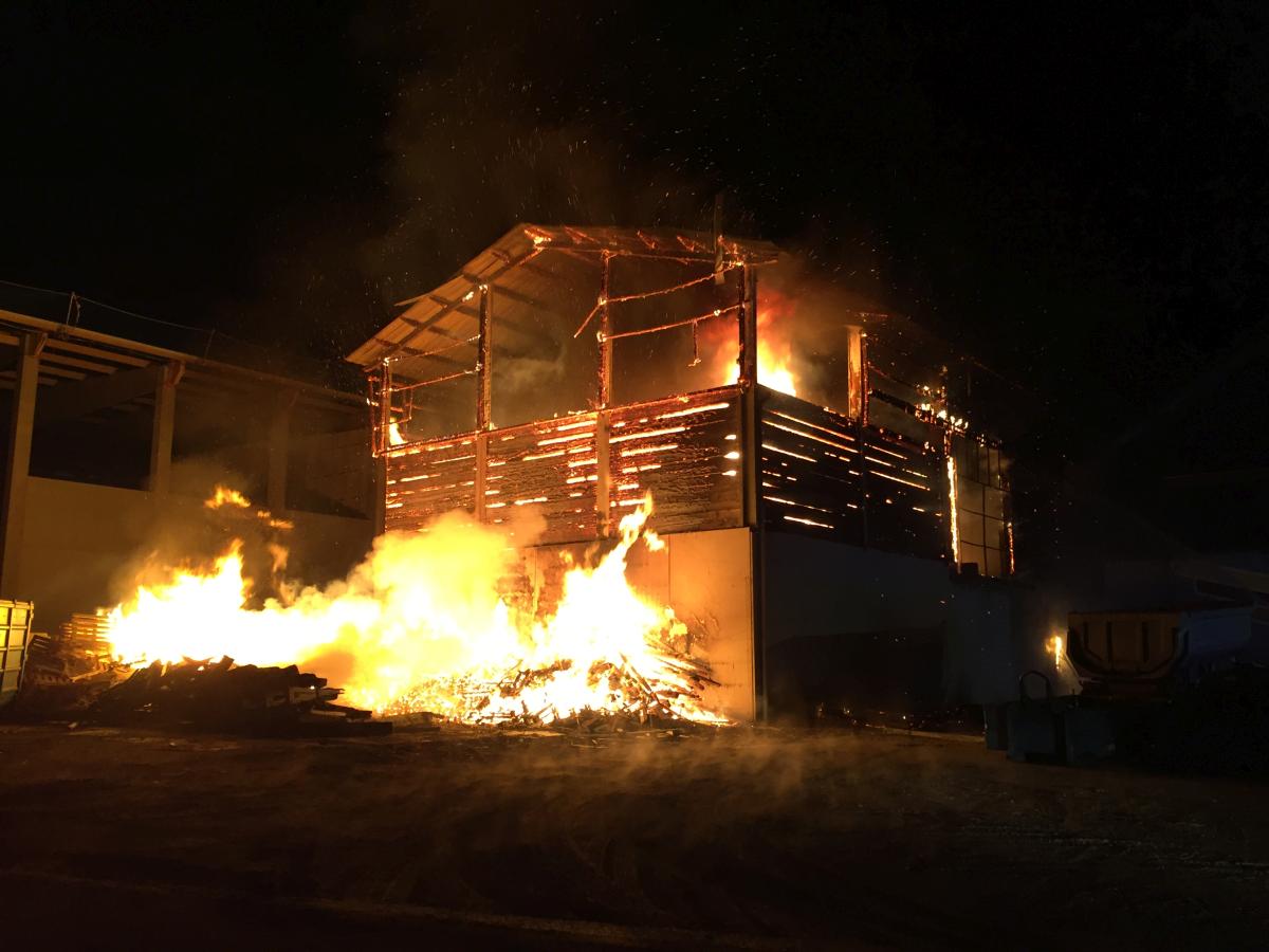 2019 02 20 FF Andorf Brand Entsorgungsbetrieb in Raabl 2019 02 20 FF Andorf Brand Entsorgungsbetrieb in Raabl IMG 4930 WEB