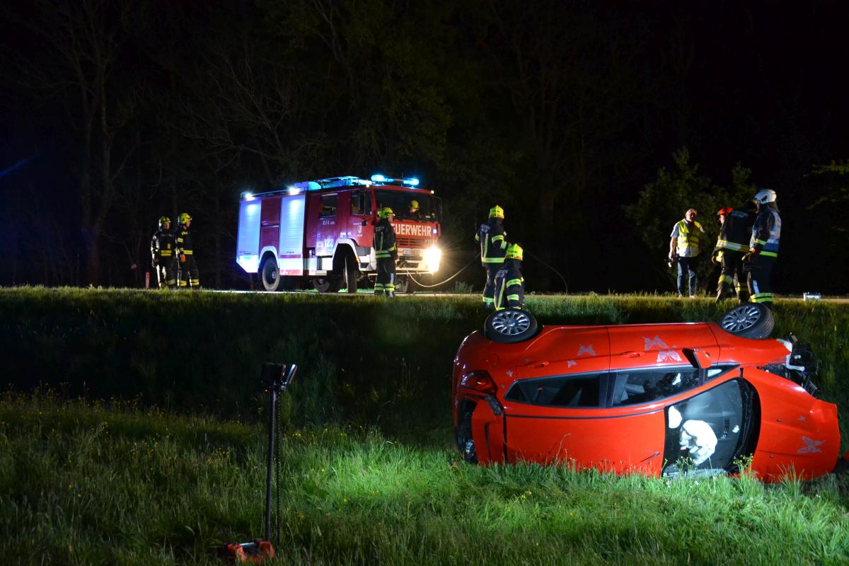 2019 04 25 FF Andorf Verkehrsunfall B137 DSC 0032 WEB