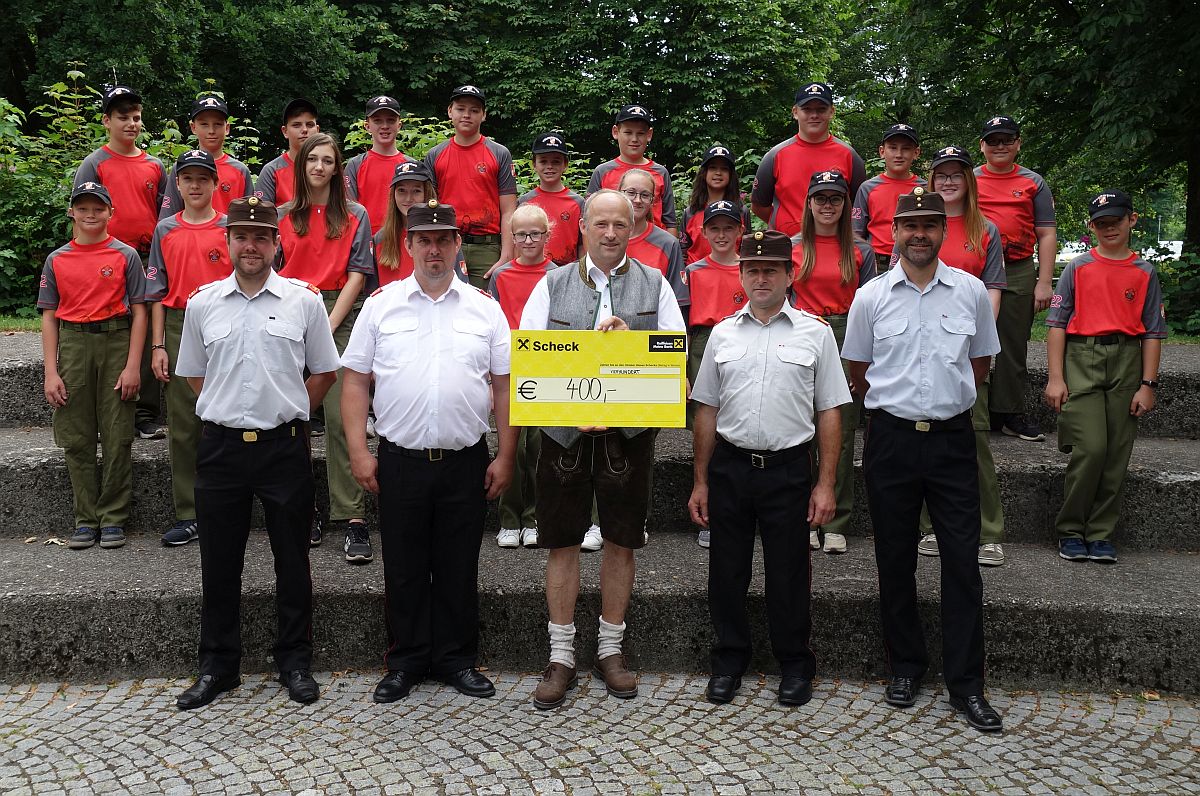 2019 06 20 Spendenübergabe Feuerwehrjugend Landwirtschaftsausschuss Gemeinde Andorf DSC01492