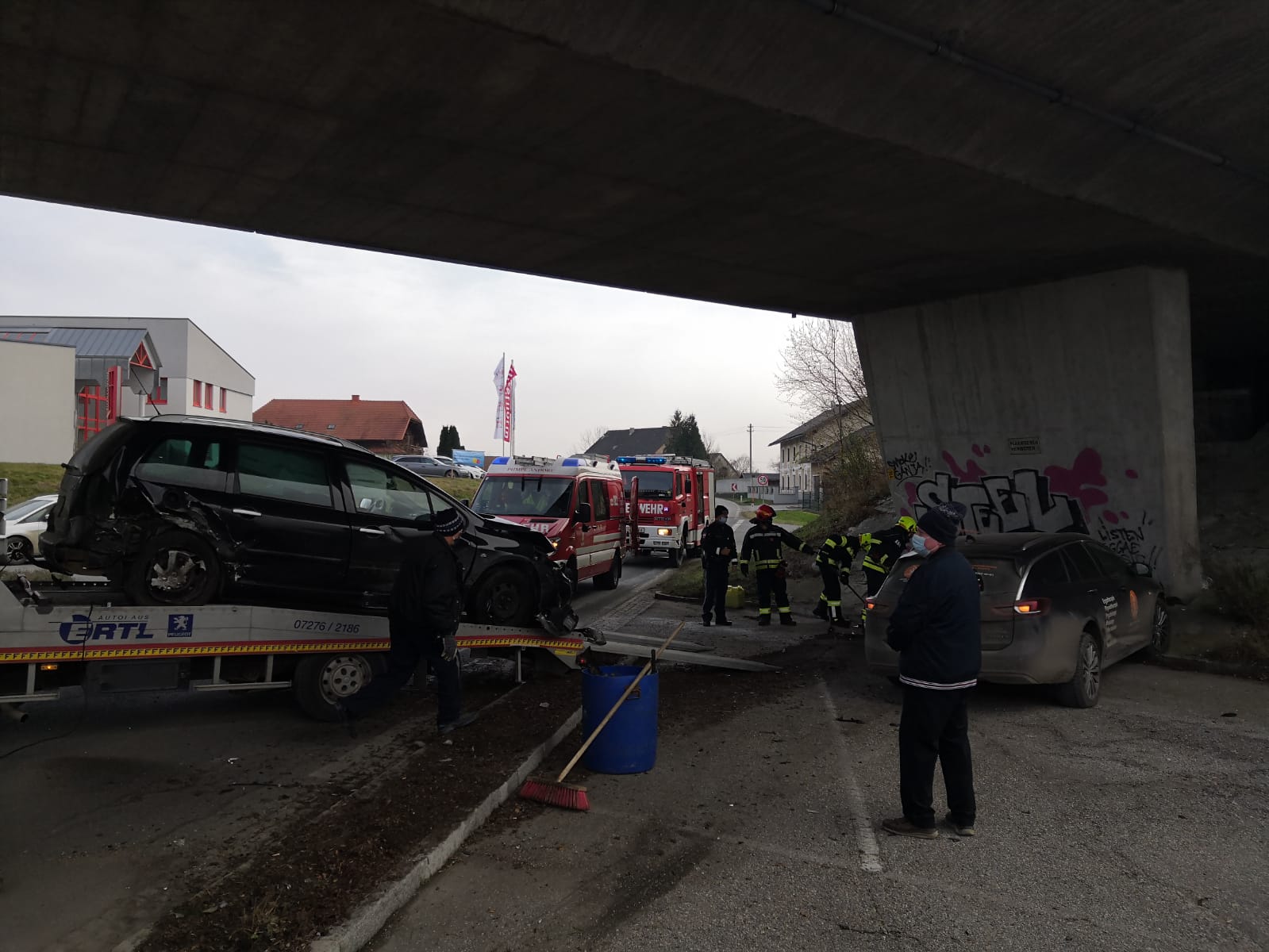 2020 12 02 FF Andorf Verkehrsunfall Teuflauer Straße L1128 Unterführung B137 003