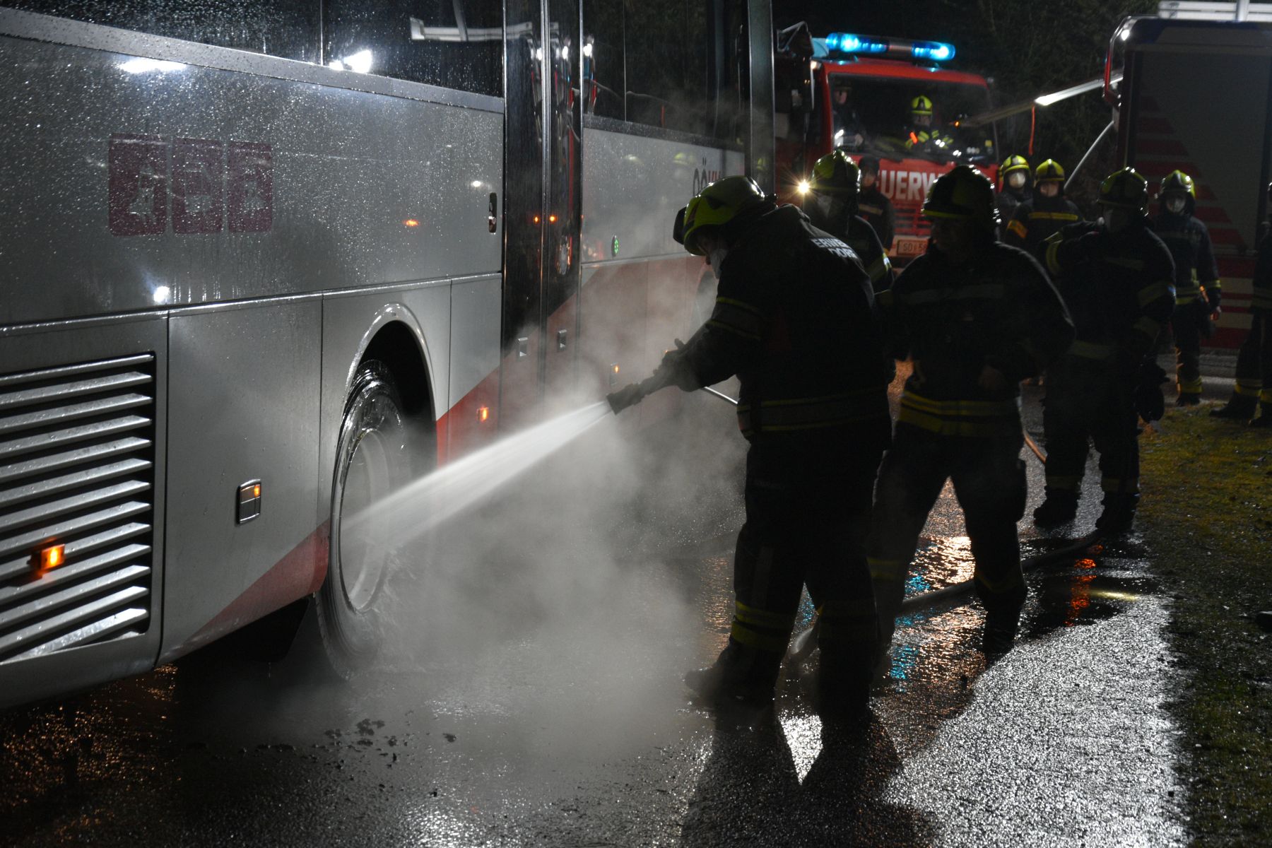 2021 12 28 FF Andorf Busbergung Messenbachgasse FFA 0030