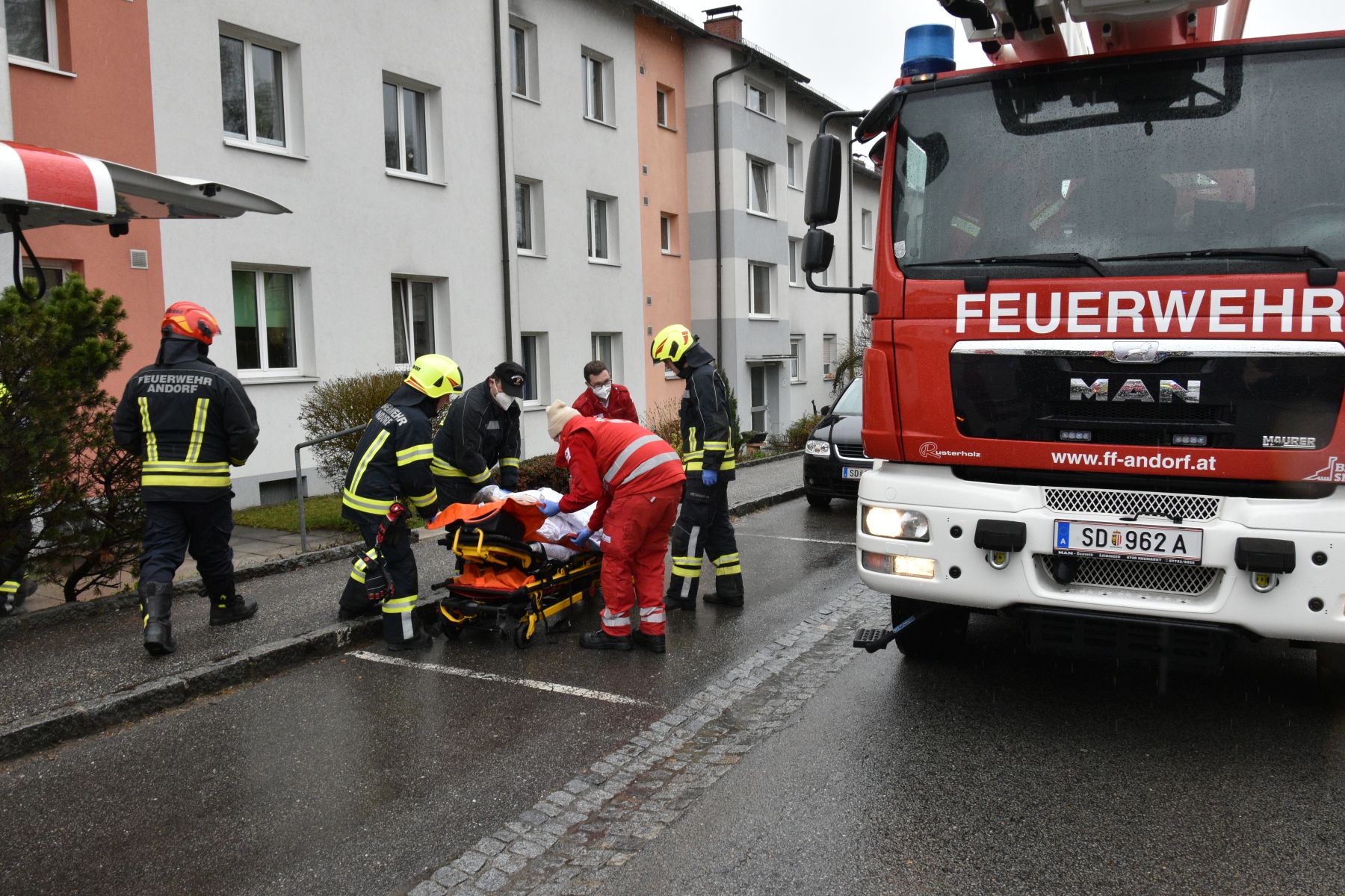 2022 04 05 FF Andorf Personenrettung Raaber Strasse FFA 0181