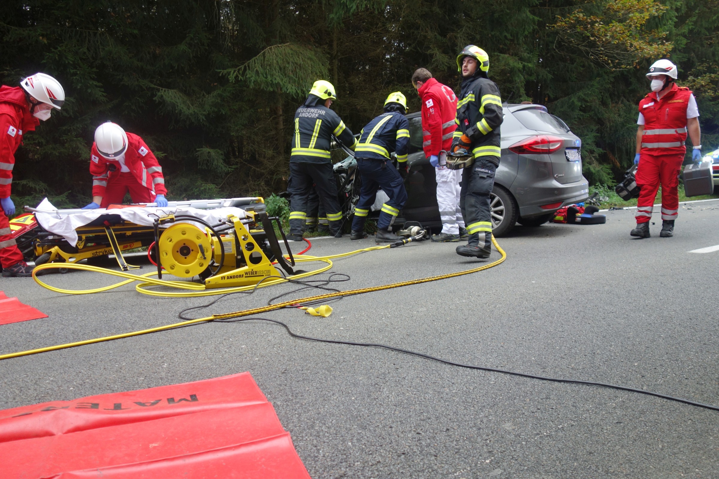 2022 10 19 FF Andorf Schwerer VU B137 20221022124122 DSC02202