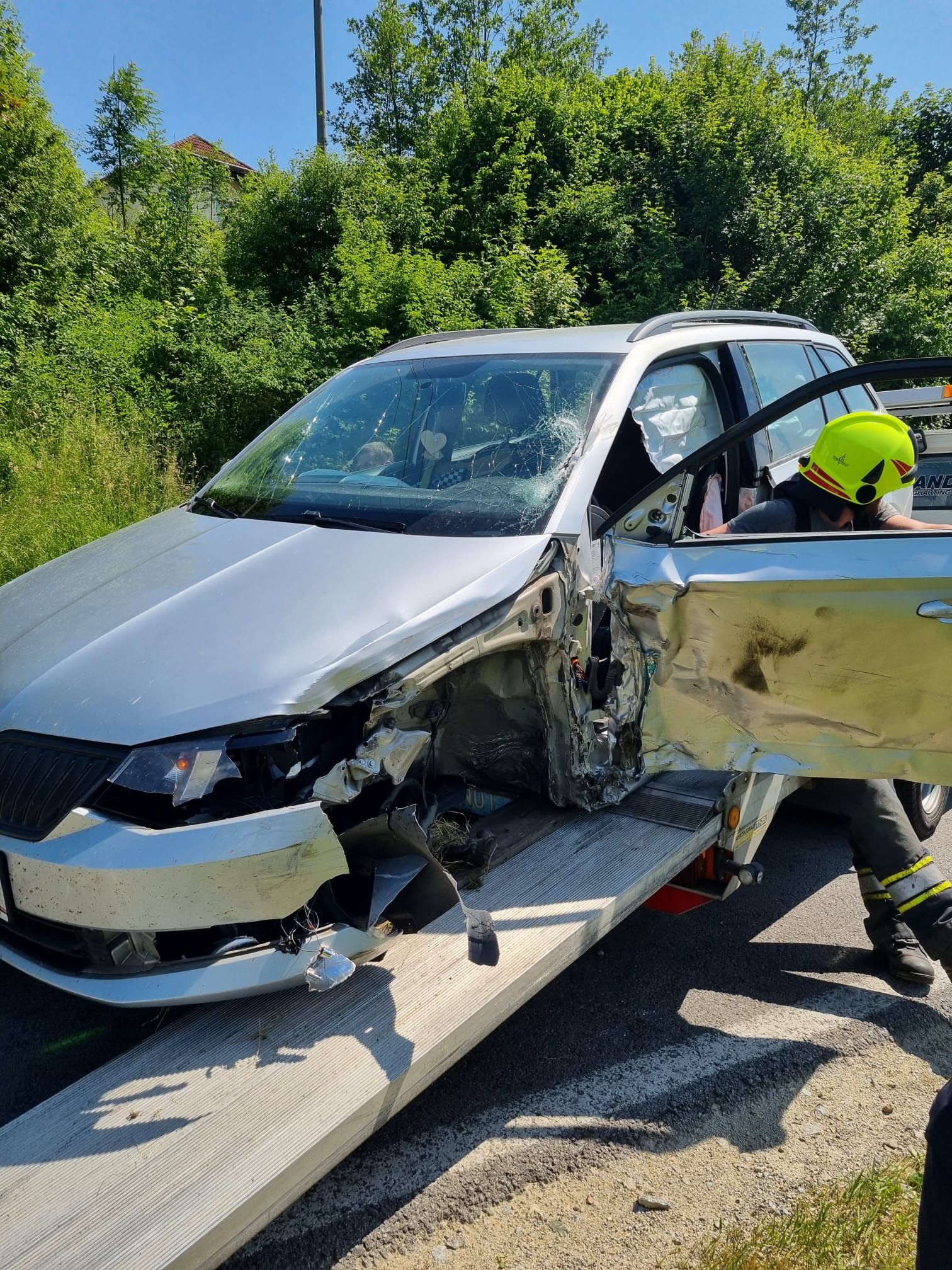 2023 05 31 FF Andorf Einsatz Unfall PKW gegen Gefahrgut LKW 79b139aa 14a3 46ee 9a87 c48e3334b5ba