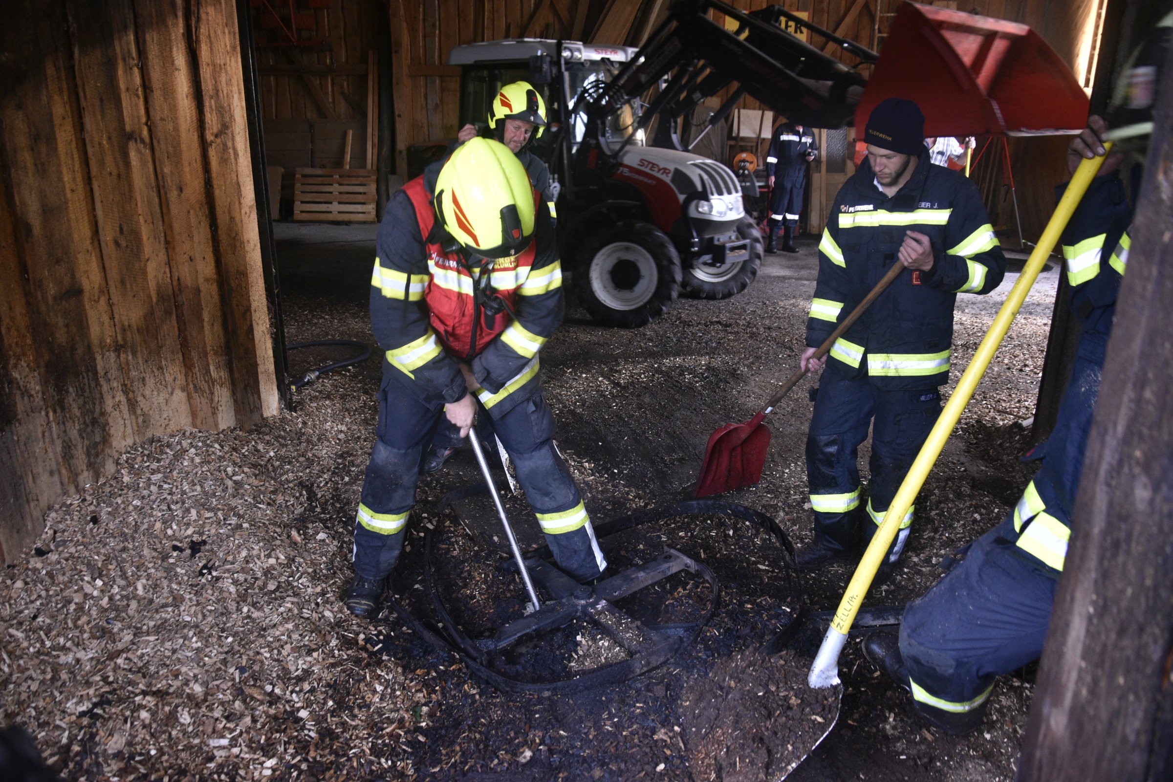 2023 09 19 FF Andorf Hackschnitzelheizungsbrand inZell an der Pram FFA6634