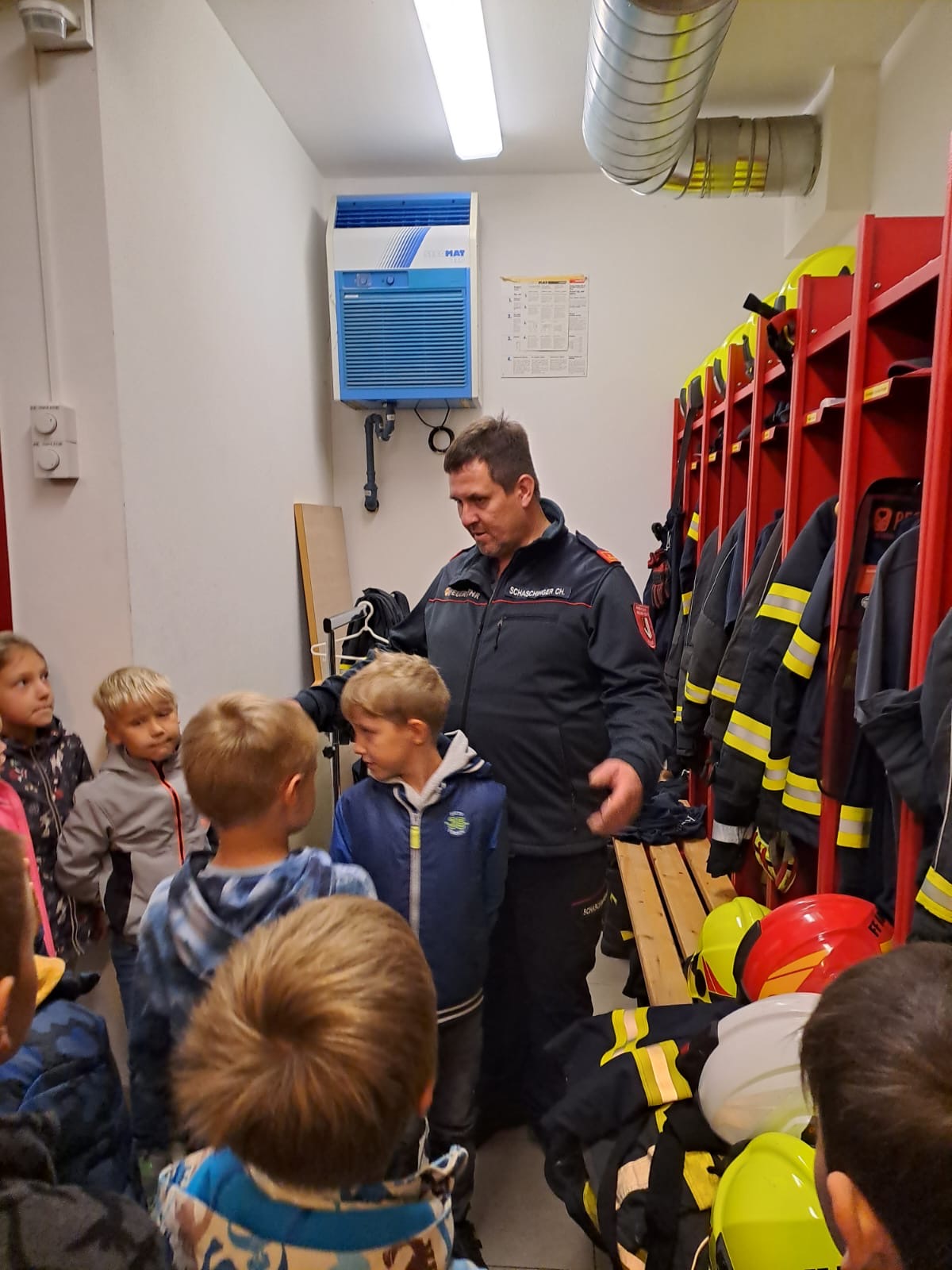 2023 10 11 und 2023 10 25 FF Andorf Besuch der Volksschule 89262168 f207 4eb1 9121 f2341da2af80